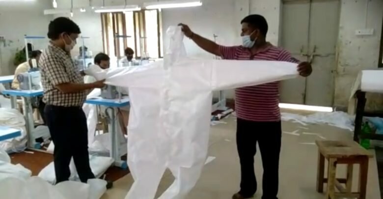 Banarasi Craftsmen make PPE